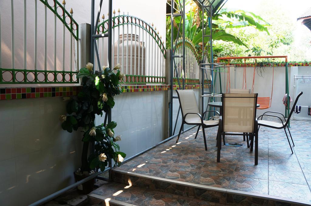 Noble Homestay Chiang Mai Exteriör bild